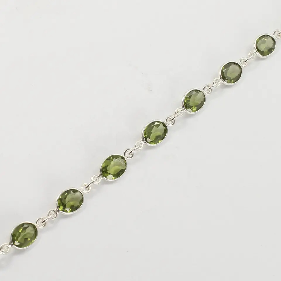 925 Sterling Silver Beautiful Natural Peridot Faceted Oval Gemstone Bracelet Gender: Women