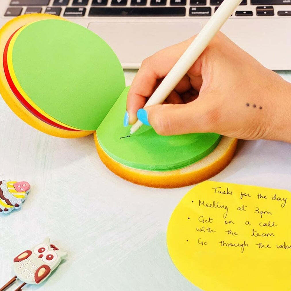 Burger Shaped Notepad - 15x15x6 Cm, Multicolor Design | Unique Mini Notes For Personal Use, School, And Play School Activities
