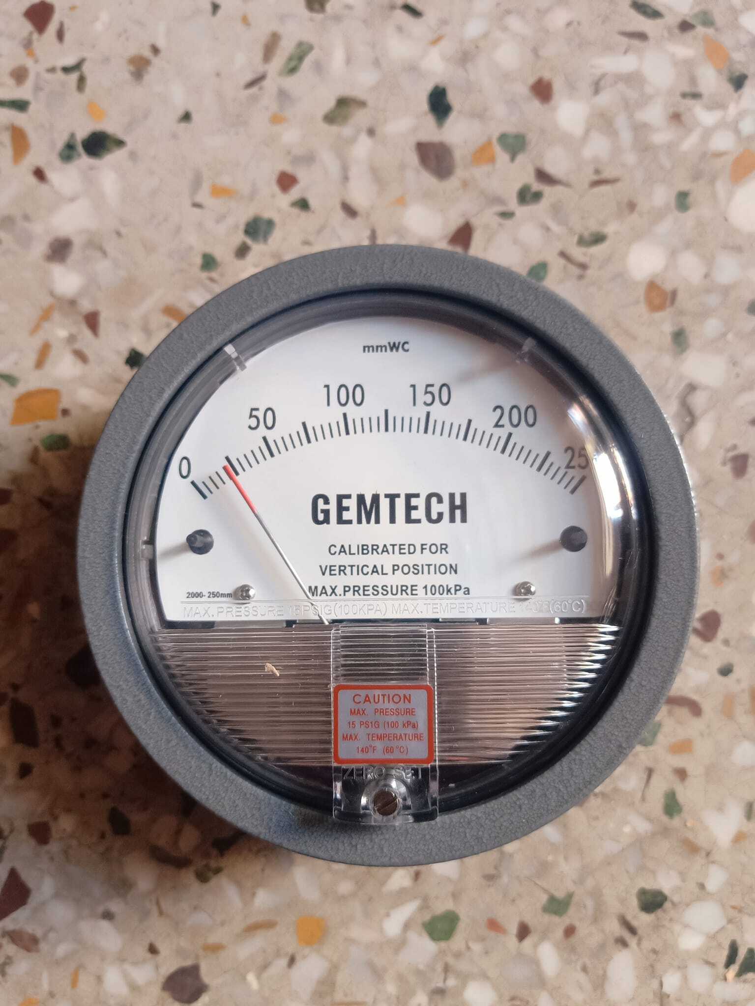 Gemtech Differential Pressure Gauge Distributor In Julana Haryana Accuracy: A 2% (-Ha Model A 1) Of Fs (A 3% (-Ha A 1.5%) On -0