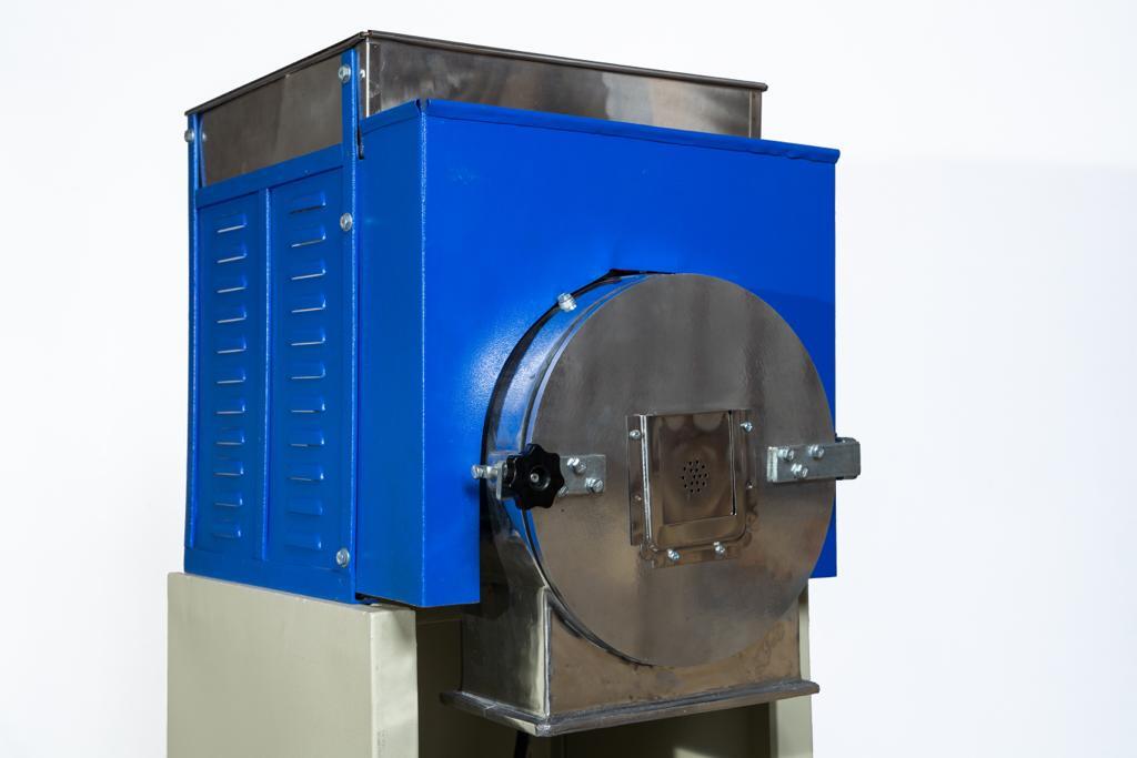 5 Hp Double Chamber Pulverizer Machine - M.s., 12"x6" & 7.10"x2.75" Chamber Sizes, Silver | Semi-automatic, 40-45 Kg/hr Capacity