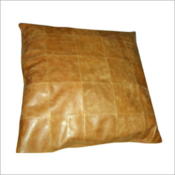 डिजाइनर कुशन कवर