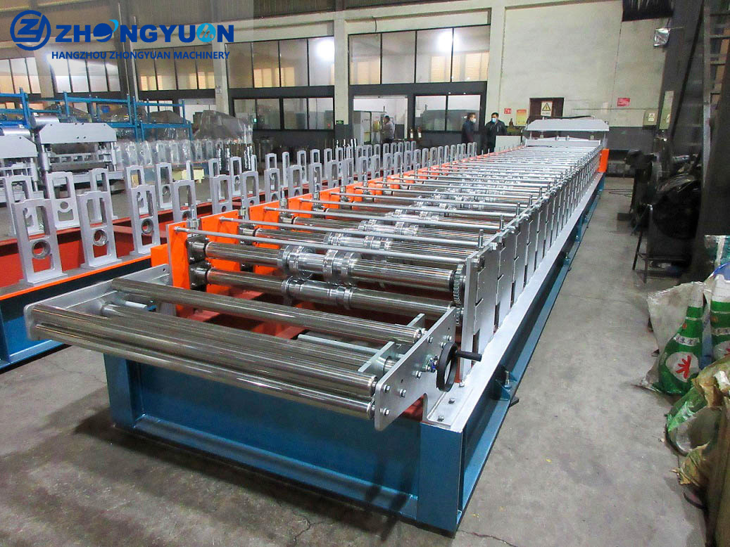 Zinc Corrugated Roofing Sheet Roll Forming Machine - 11.7m X 1.65m X 1.6m, 0.6-0.7mm Color Metal Coils, 7.5kw Electric Motor, Max 35m/min Speed, 24 Month Warranty
