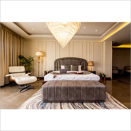 हस्तनिर्मित शानदार विंगबैक बेड