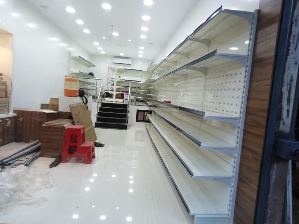 White Supermarket Medical Storage Racks