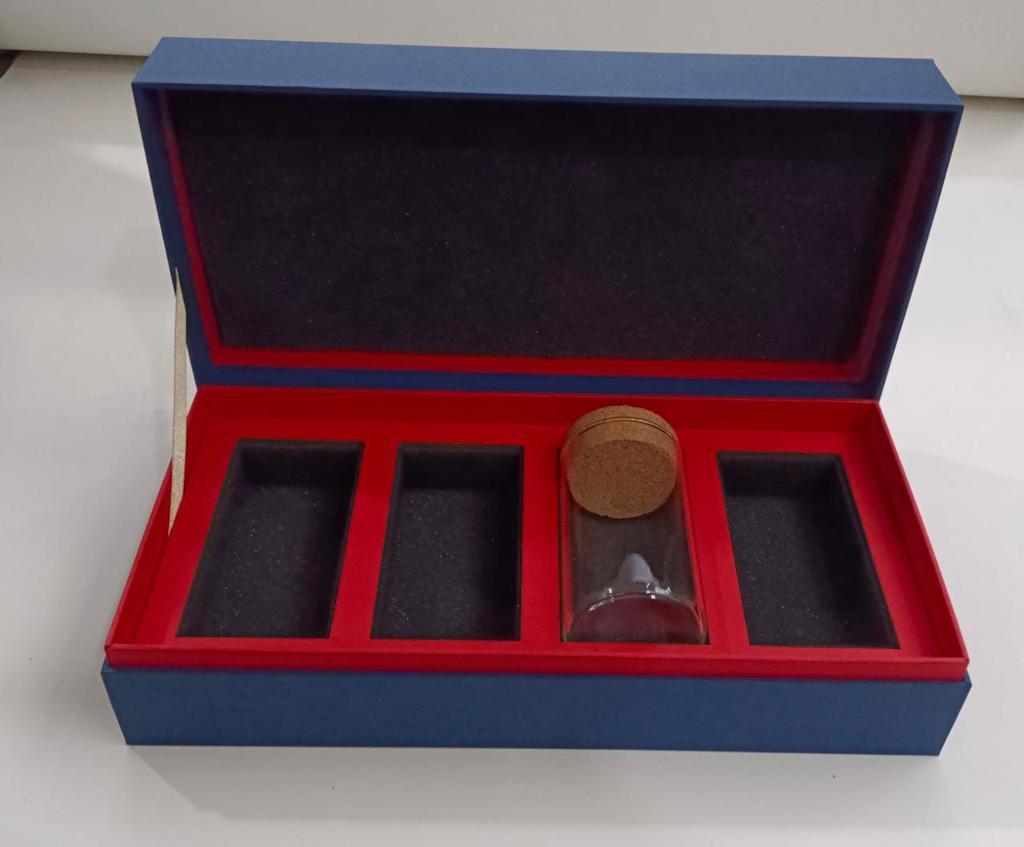 Gift Box - Cardboard, Variable Dimensions, Light Blue | High Resolution Print, Lid Closure, Ideal For Sweets And Small Item Presentation