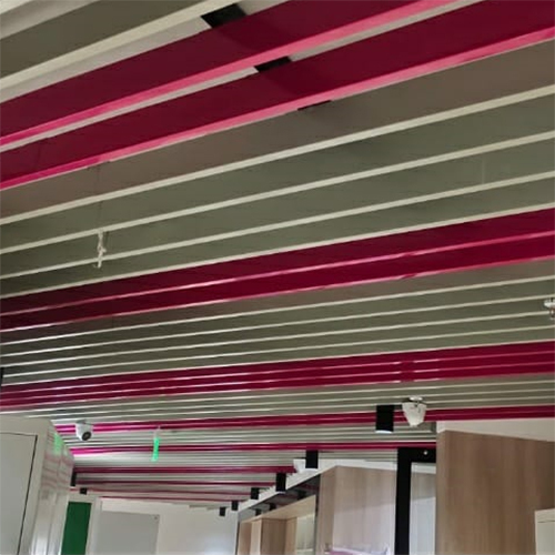 बैफल सीलिंग एप्लीकेशन: कमर्शियल