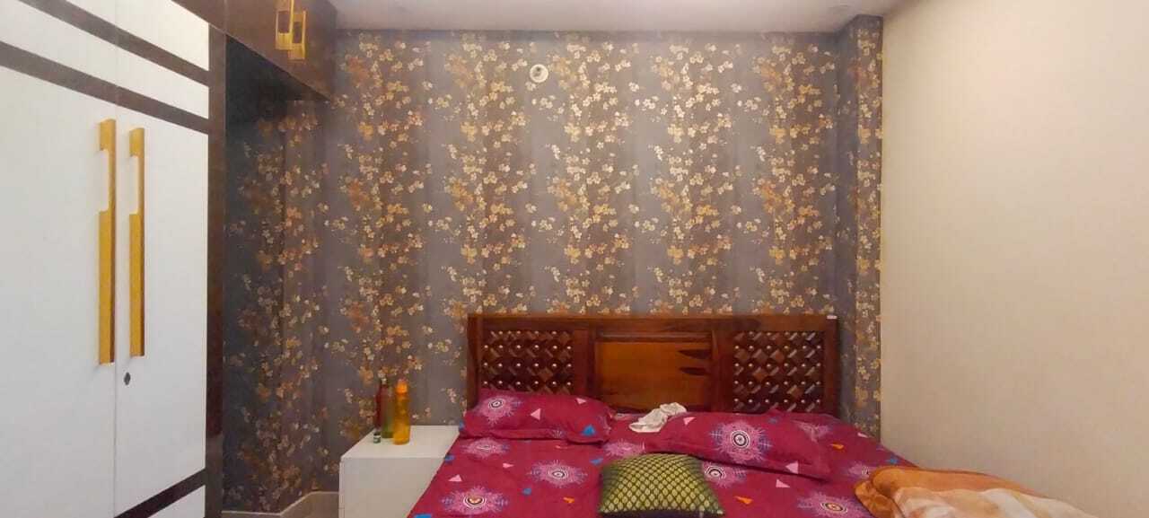 Customize Wallpaper - Vinyl Material, Customizable Dimensions , Modern Floral Green Design With Matte Finish