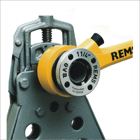 Simple Control Manual Pipe Threading Machine