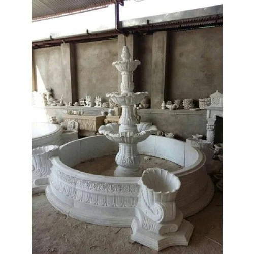 स्टाइलिश नक्काशी संगमरमर का फव्वारा