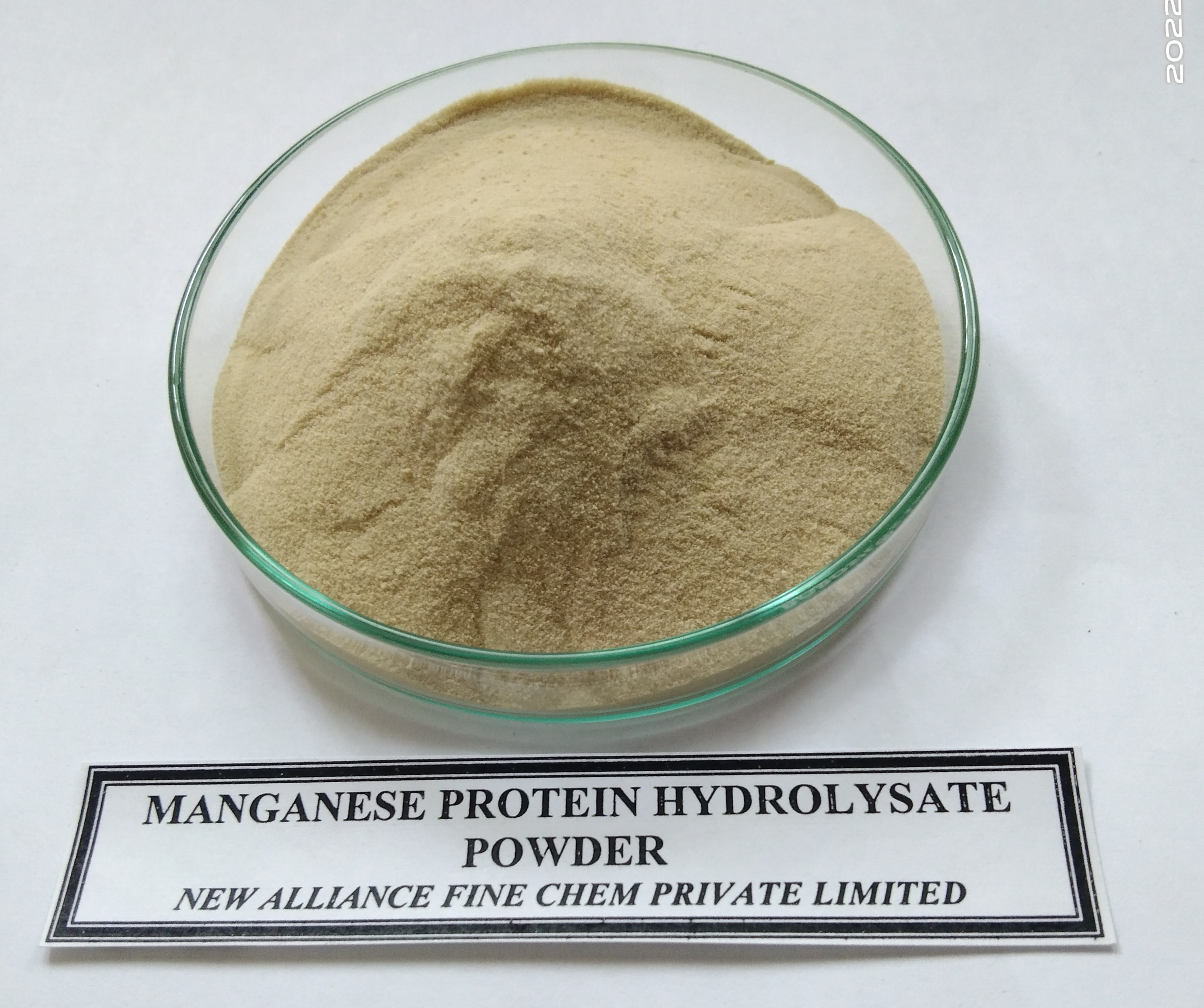 Magnesium Protein Hydrolysate - Cream Coloured Free Flowing Powder, Soluble In Water With 43% Protein Content, Packaged In 25kg Hdpe Bag
