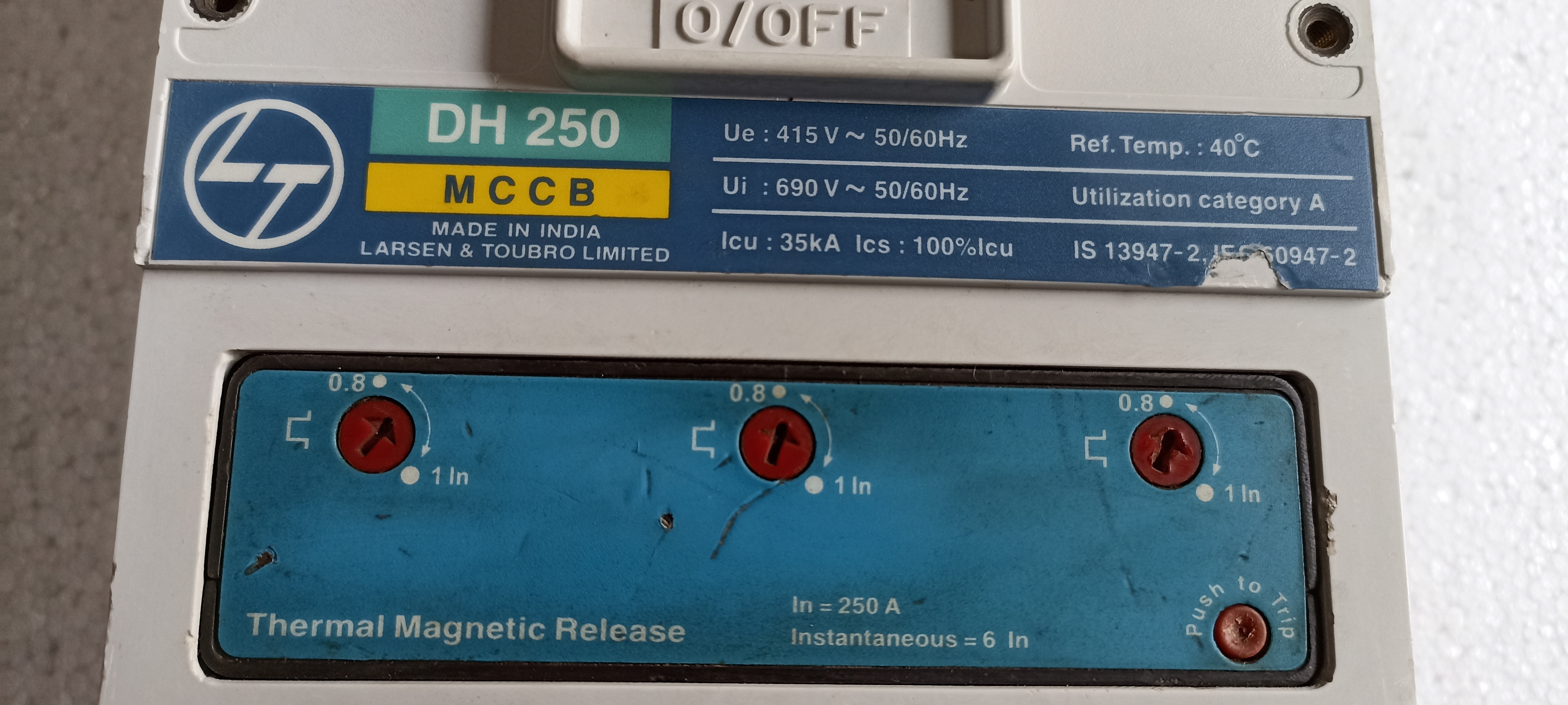 Lt (Dh-250) 250a 3p Mccb