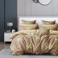 मल्टीकलर ब्लू बर्ड कम्फ़र्टर सेट