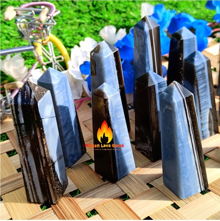 Owhyee Blue Opal Point Grade: Top