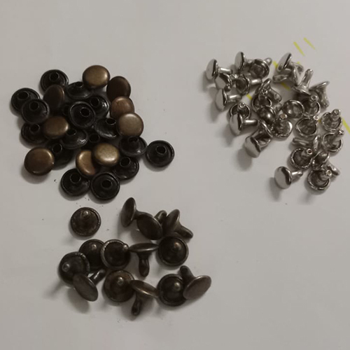 Silver Flat Rivet Jam Button