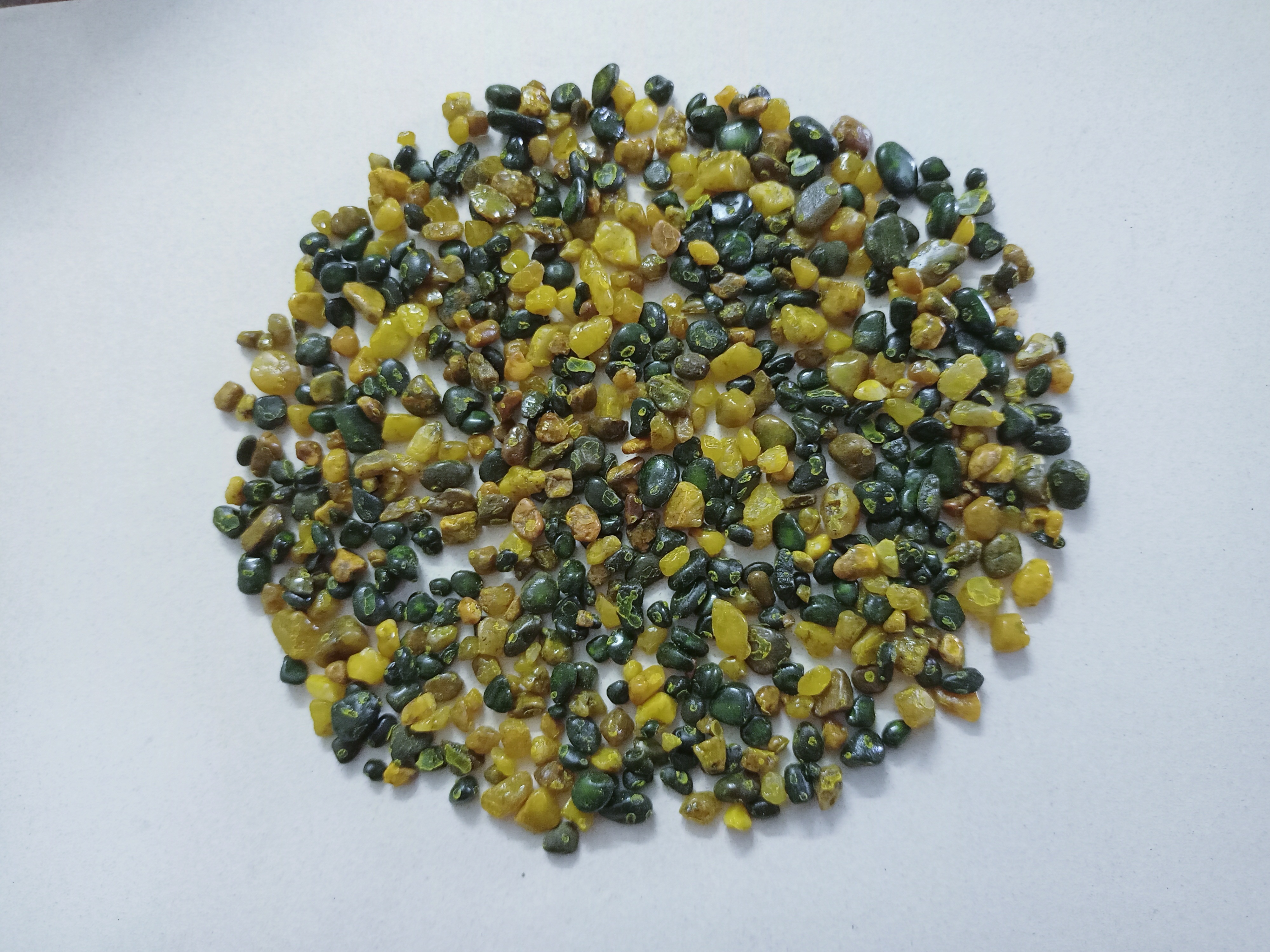 Color Coated Gravels - 3-6 Mm Polished Round Stones | High Gloss Finish 10 Vibrant Colors Ideal For Aquariums And Landscaping