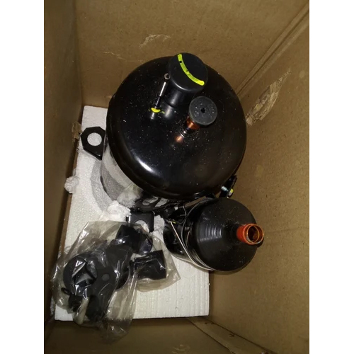 1.5 Ton Highly Rotary Compressor - Color: Black