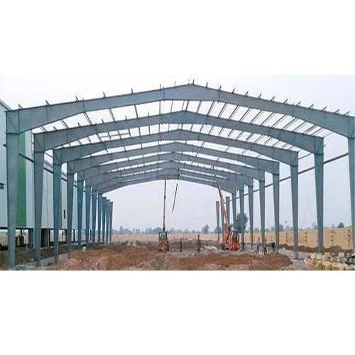 सफेद पूर्वनिर्मित फैक्टरी शेड