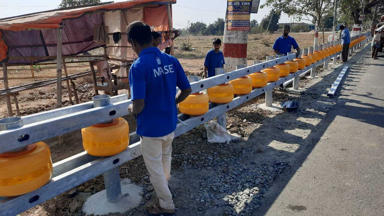 Rolling Barrier - Color: Yellow