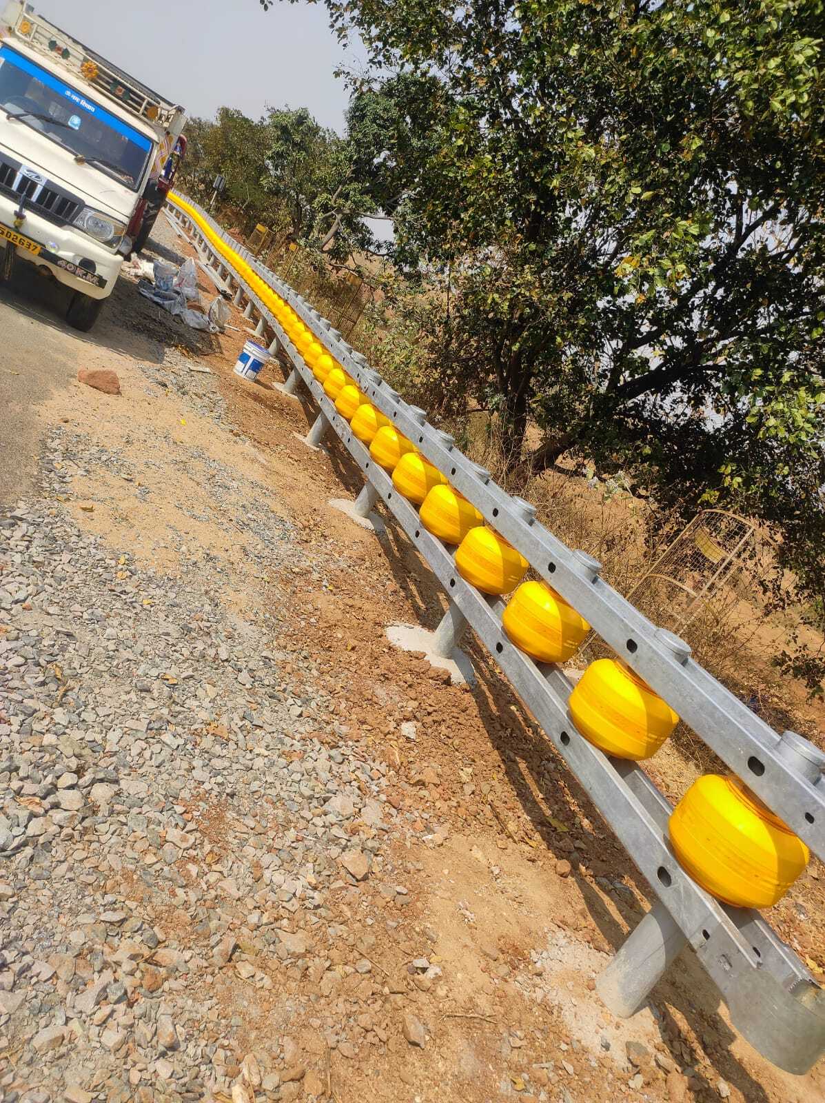 Rolling Barrier - Color: Yellow