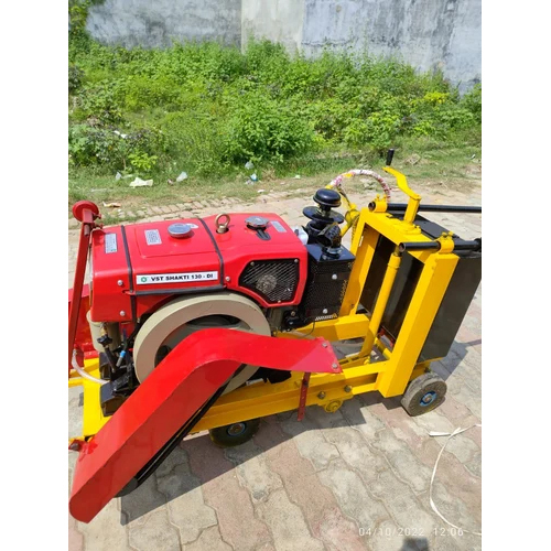Road Concrete Cutting Machine - Color: Red