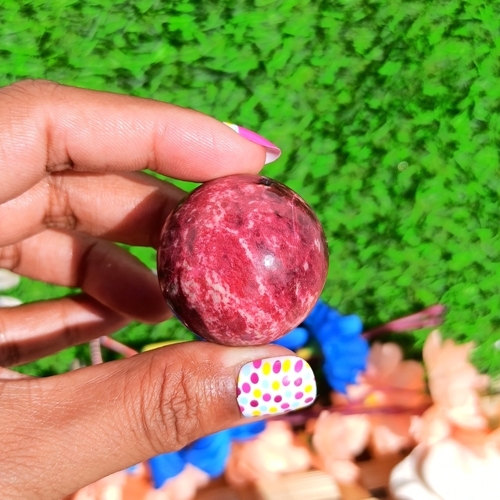 Thulite Sphere Grade: Top