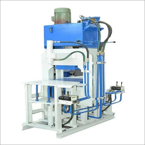 अर्ध स्वचालित फ्लाई ऐश ईंट बनाने की मशीन क्षमता: 25 पीसी/मिनट