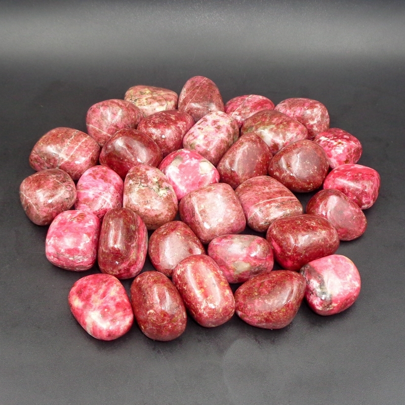 Thulite Tumbles Grade: Top