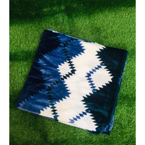 800 Gm Rgl Flano Blanket - 100% Polyester, Full Size | Cozy Warmth For Adults, Babies, And Children In Blue-white Seasonal Prints