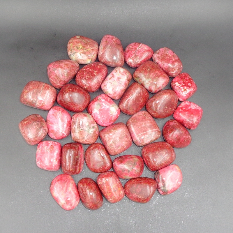 Natural Gemstone Tumbles Thulite Crystal Tumbled Stone Grade: Top