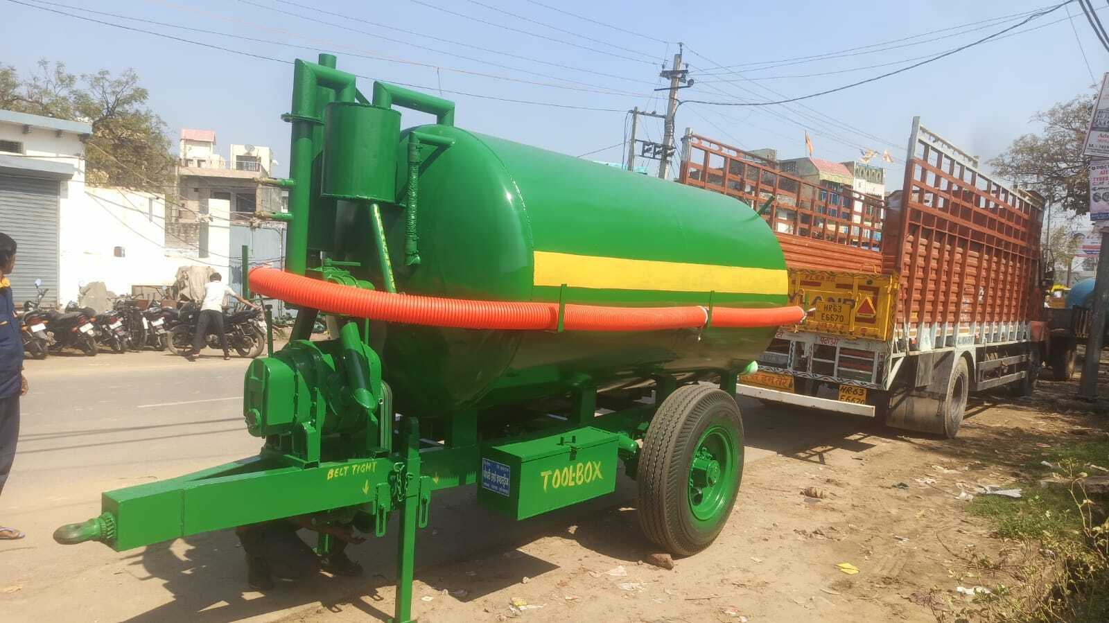 Sewer Suction Machine With Back Pressure Capacity: 5000