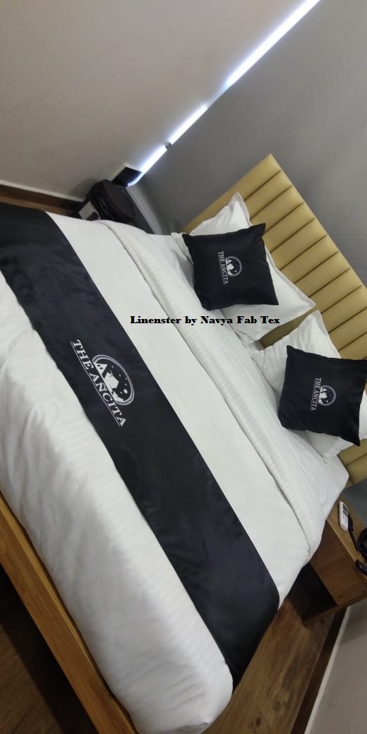 Bed Runner - Color: Multicolor