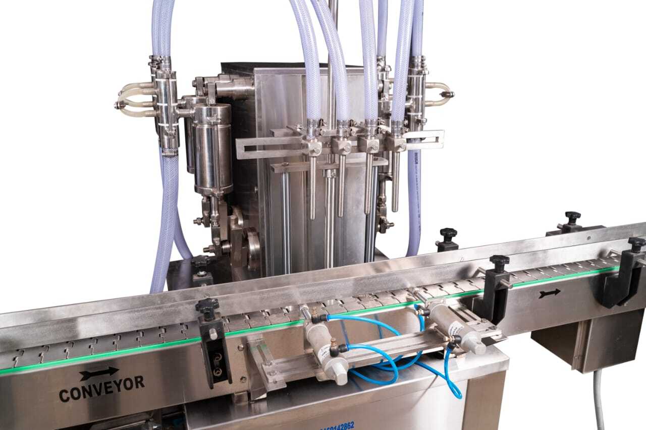 Liquid Filling Machinery - Stainless Steel, 900 X 1800 X 1500 Mm, Silver | High Performance, Lower Energy Consumption, Eco Friendly, Low Noise, High Efficiency, Stable Performance, 1-year Warranty