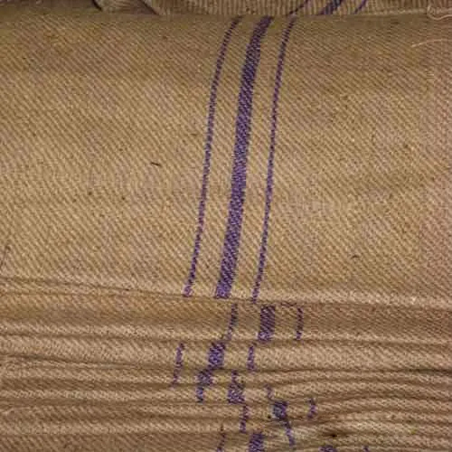 Jute Packaging Bags - Durable Jute Material, Customized Size and Color | Ideal for Potatoes, Onions, Nuts, Coffee, Grain, and Promotional Use