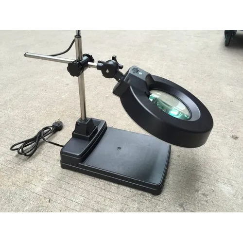Desktop Illuminated Magnifier Application: Industrial