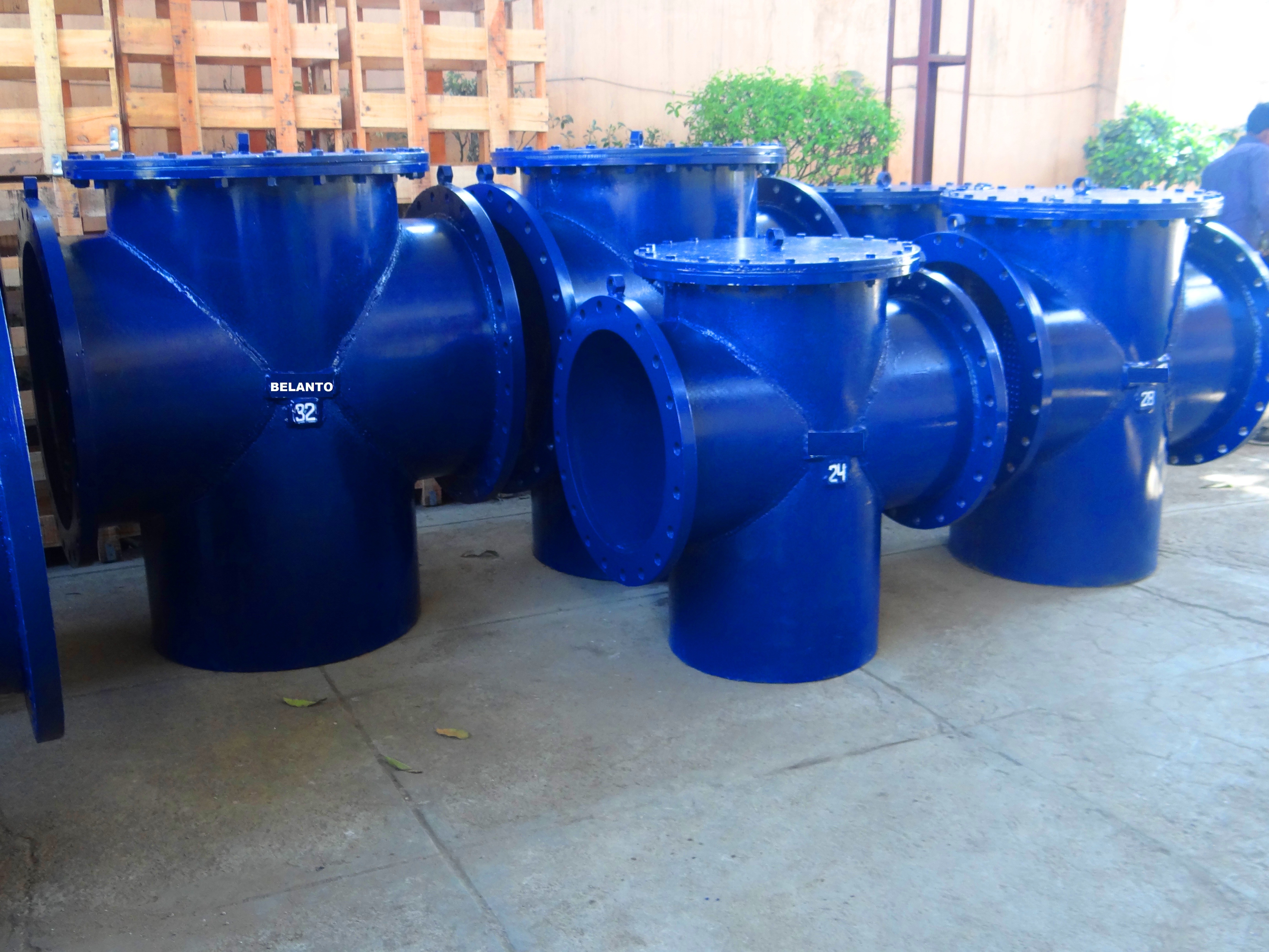 Blue Powder Coated T Type Strainer Dirt Box