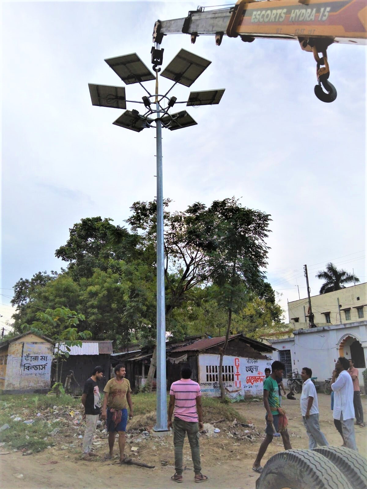 Solar Street Light - Mild Steel, Custom Size, Customized Color | 12w Led Luminary, Automatic Switch, Operates Dusk To Dawn