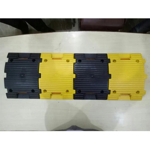 Reflector Speed Breaker - Color: Yellow-black