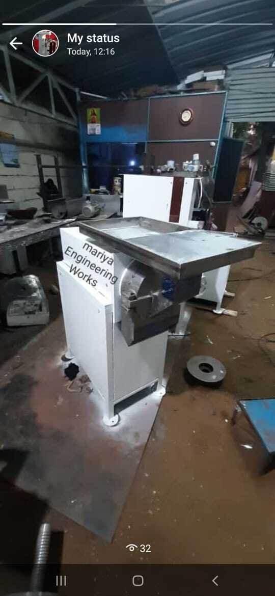 Semi Automatic Coconut Coconut Shell  Removing Machine - Automatic Grade: Semi-automatic