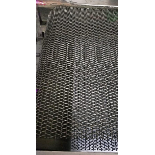 व्हाइट बैलेंस्ड वायर मेश कन्वेयर चेन