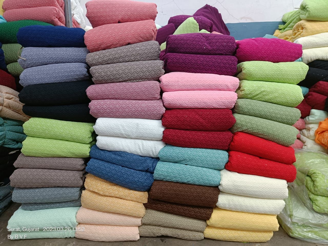 60gm Georgette Fabric - Multicolor Plain Georgette | Quick Dry, Smooth, Washable, Ideal For Party Wear In Summer