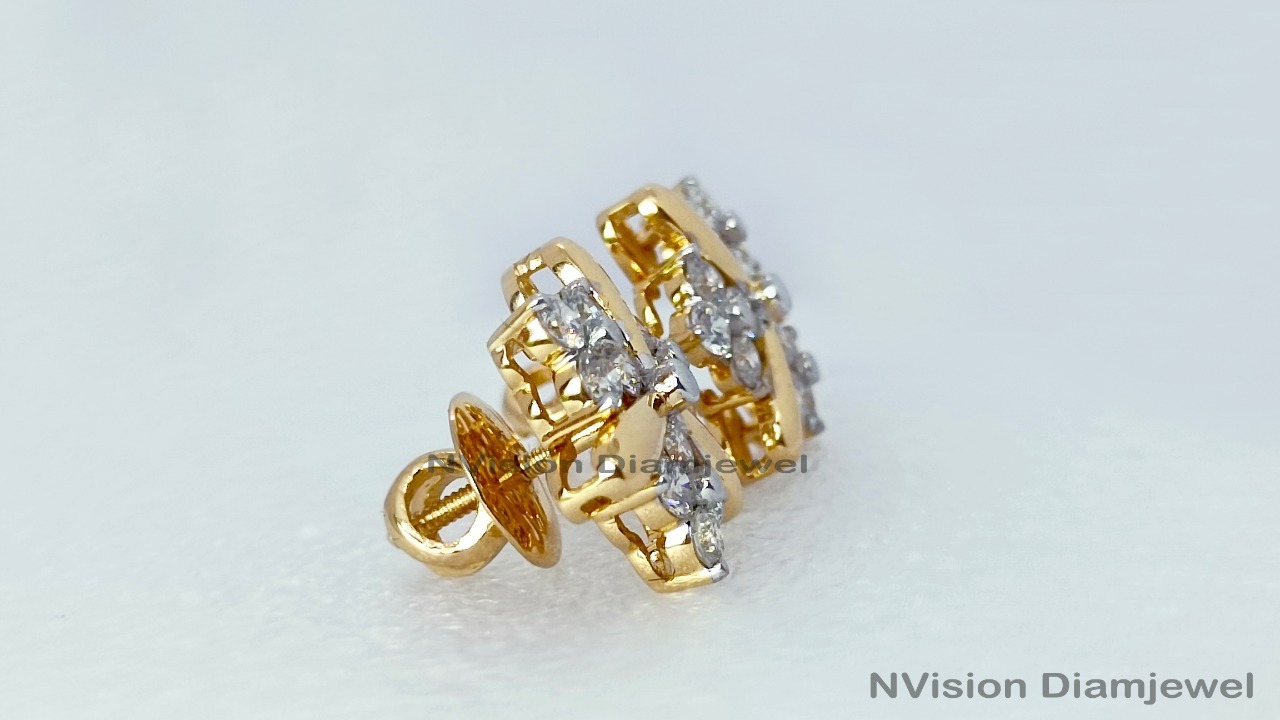 Round Designer Real Diamond Earring Diamond Carat Weight: 1.56 Carat