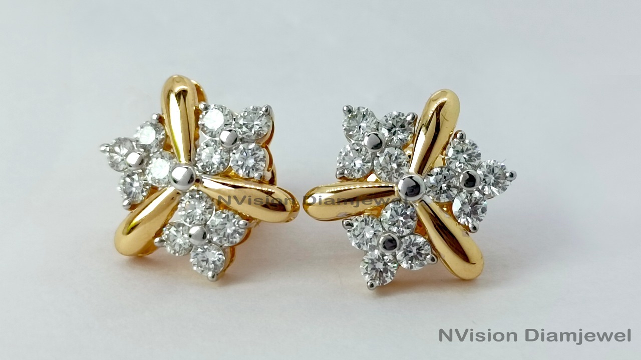 Round Designer Real Diamond Earring Diamond Carat Weight: 1.56 Carat