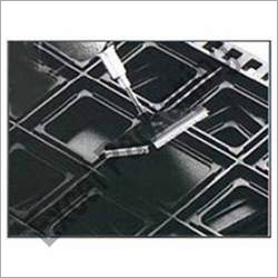 औद्योगिक उपकरण ट्रे