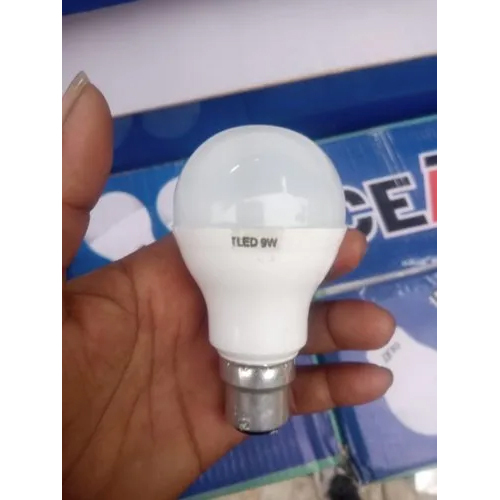 व्हाइट कूल डेलाइट एलईडी बल्ब