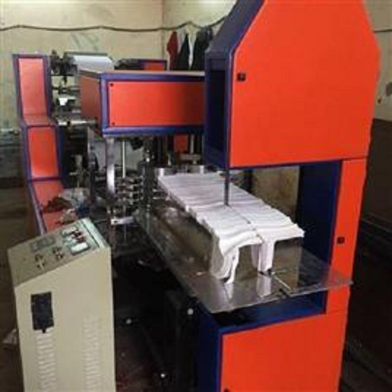 Tissue Paper Making Machine - 30000 Sheets Per Hour, Electric Driven, Automatic Operation
