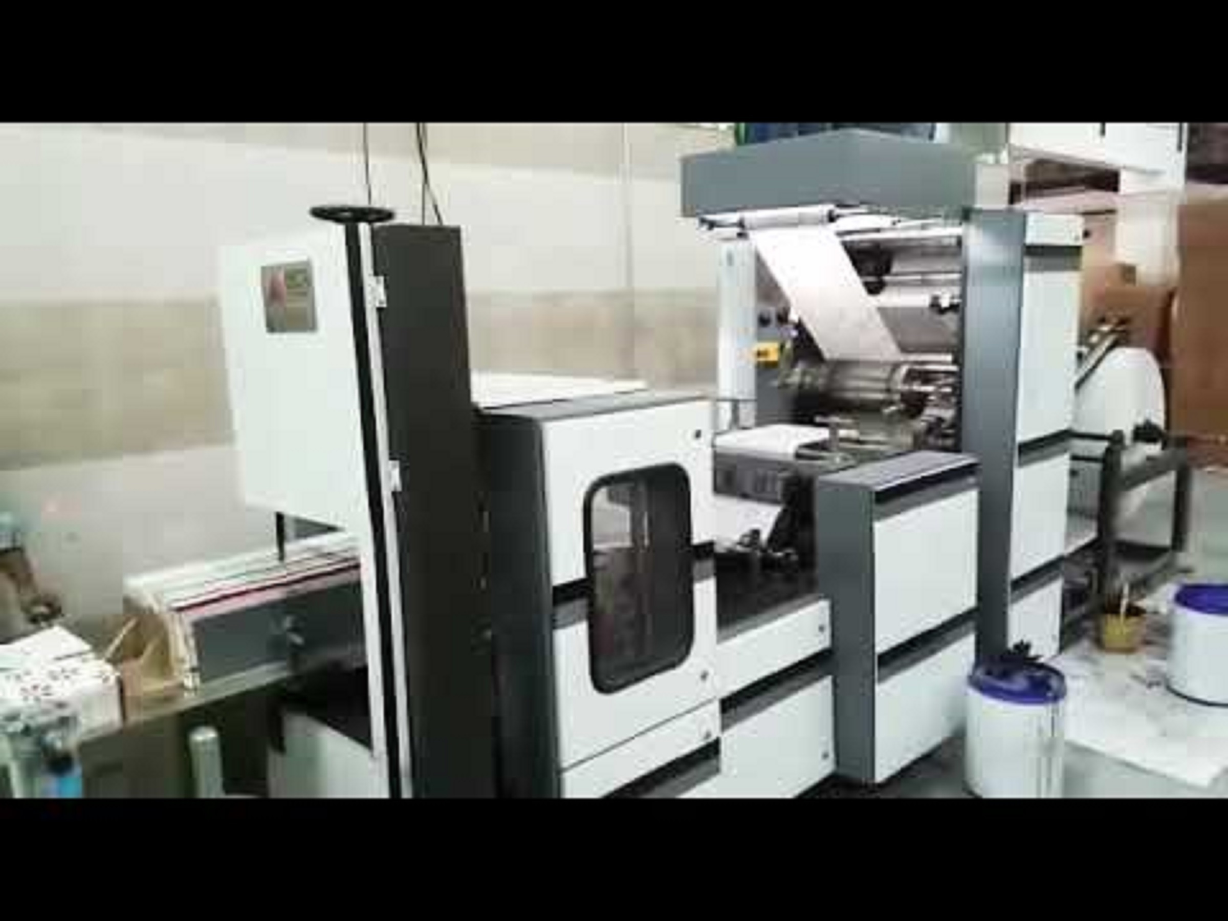 Tissue Paper Making Machine - 30000 Sheets Per Hour, Electric Driven, Automatic Operation