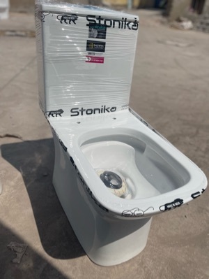 व्हाइट वन पीस कमोड टॉयलेट सीट