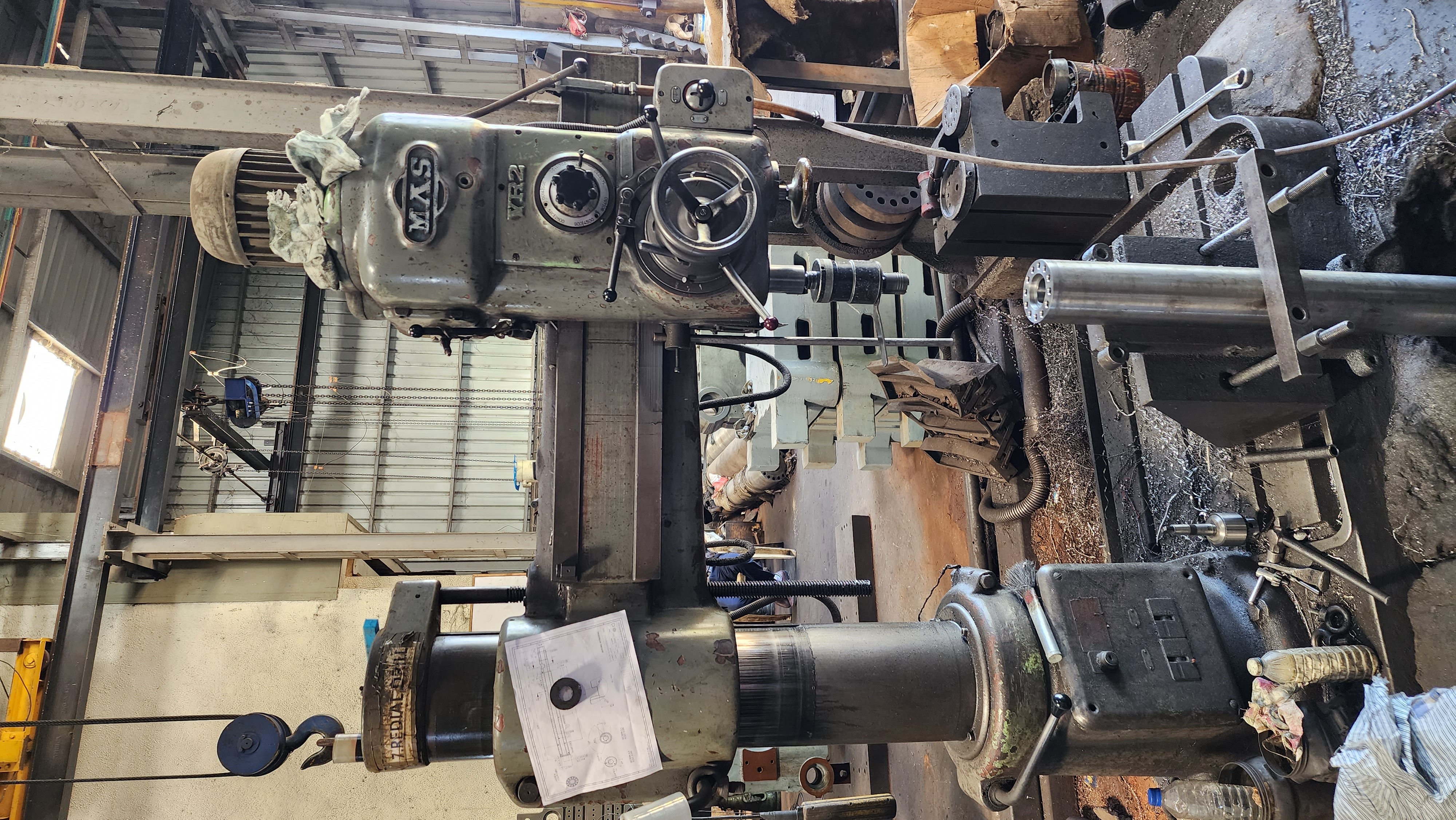 Radial Drill Machine - Material: Carbon Steel