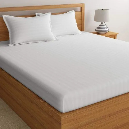 वॉशेबल ऑफ व्हाइट सैटिन स्ट्राइप डाईड डबल बेड शीट