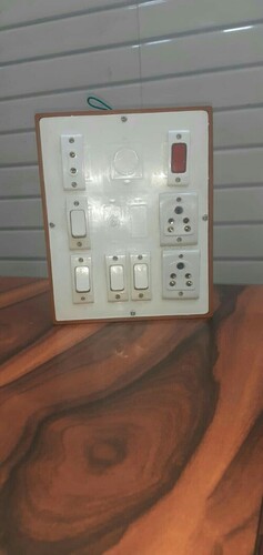 ऑल कलर ब्राउन स्विच एक्सटेंशन बोर्ड